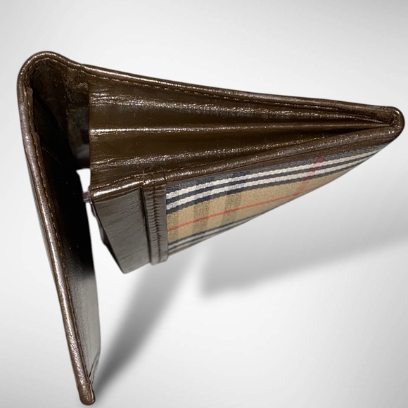 Burberry Nova Check Bifold Wallet Authentic - Picture 5 of 7